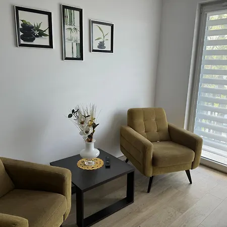 아파트 Okrzejowka *